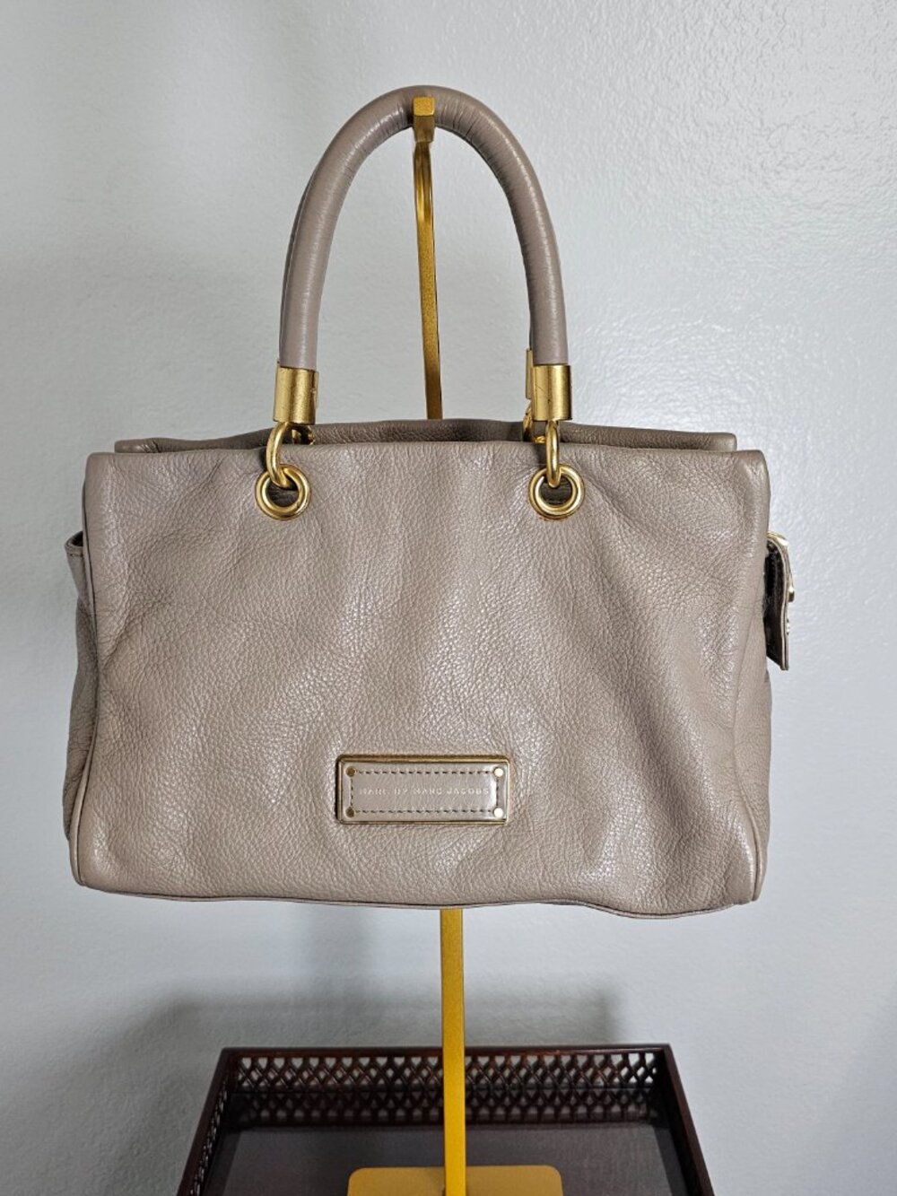 Marc By Marc Jacobs Taupe Beige Pebbled Leather Crossbody Satchel Bag - Picture 2 of 5